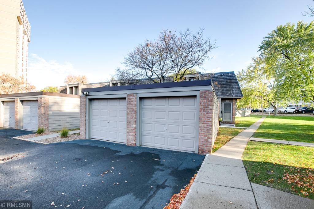 6459 Barrie Road Edina, MN 55435 - Photo 22 of 24