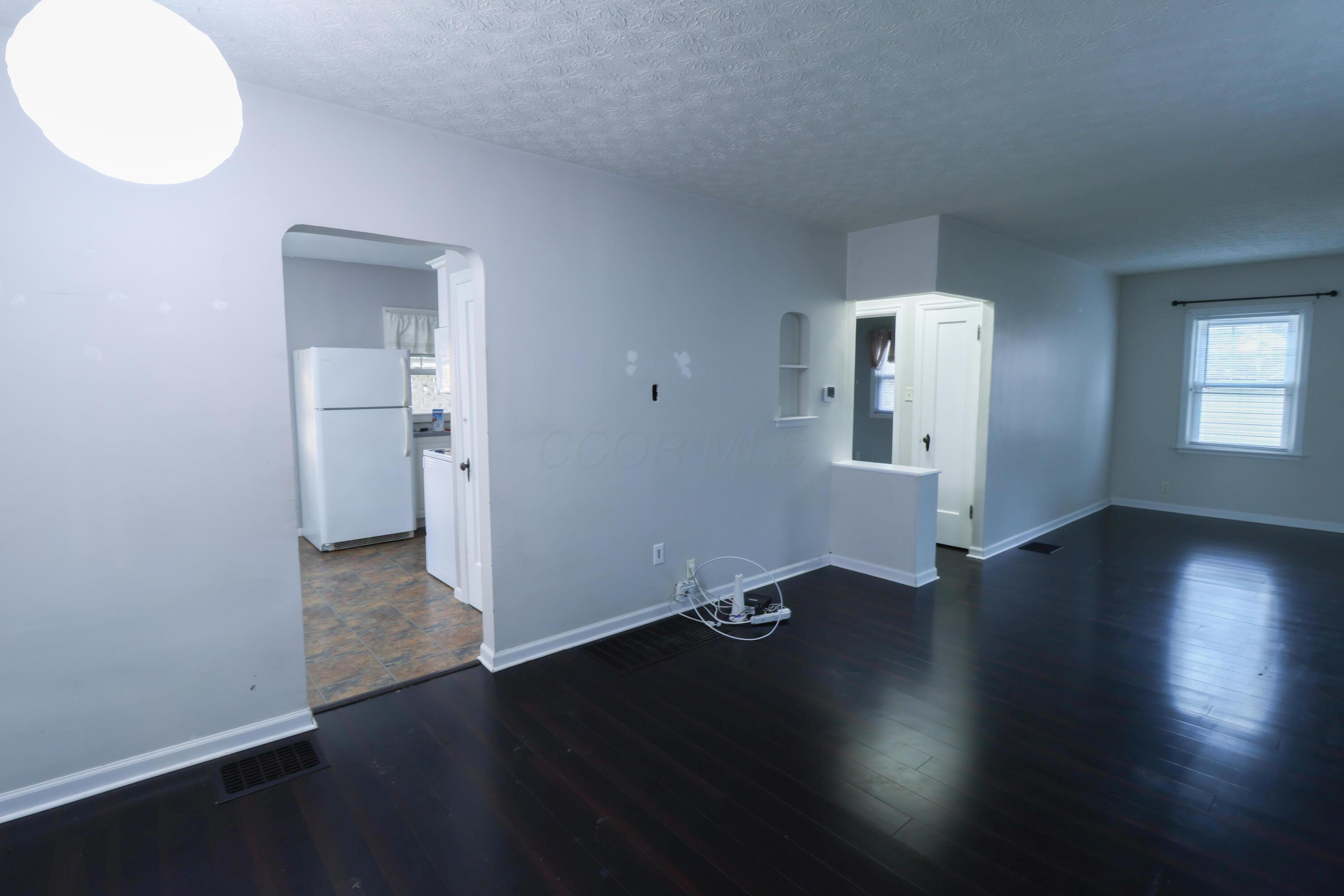 970 Piedmont Road Columbus, OH 43224 - Photo 4 of 17 853A9681-2