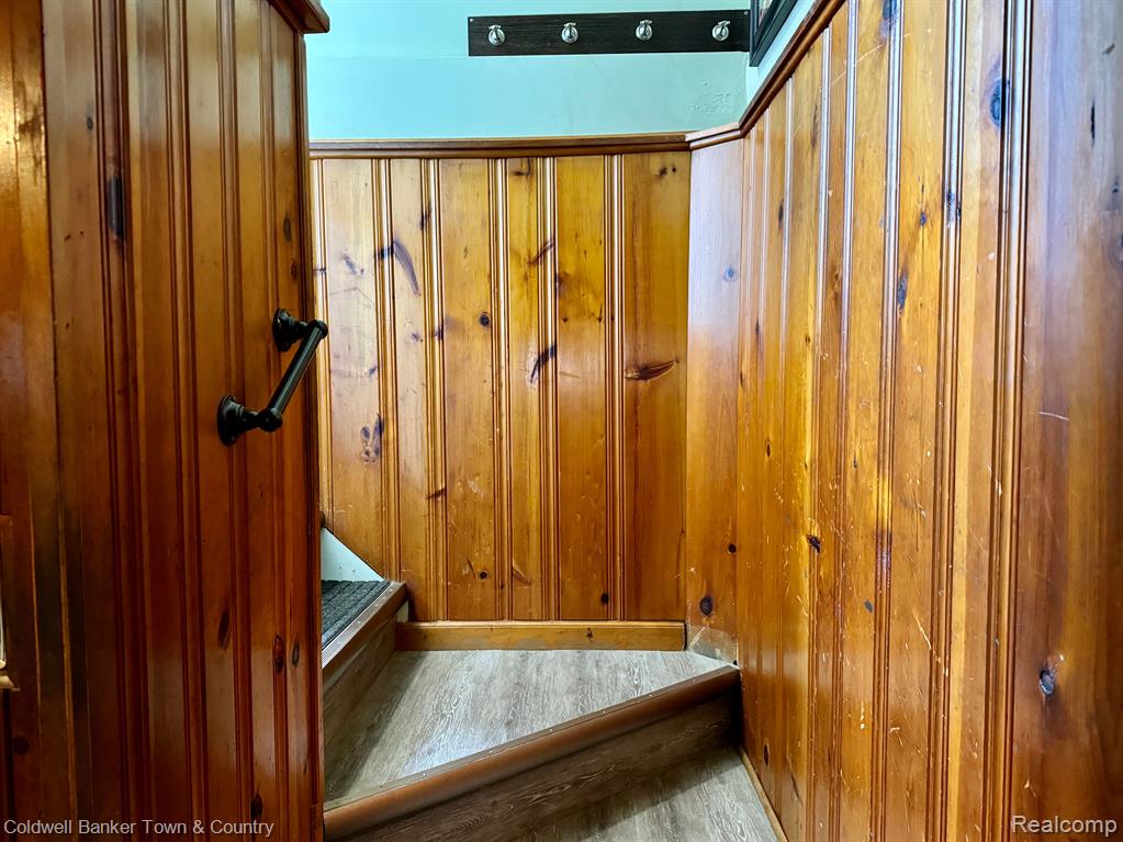 9260 Ruth Avenue Allen Park, MI 48101 - Photo 16 of 33
