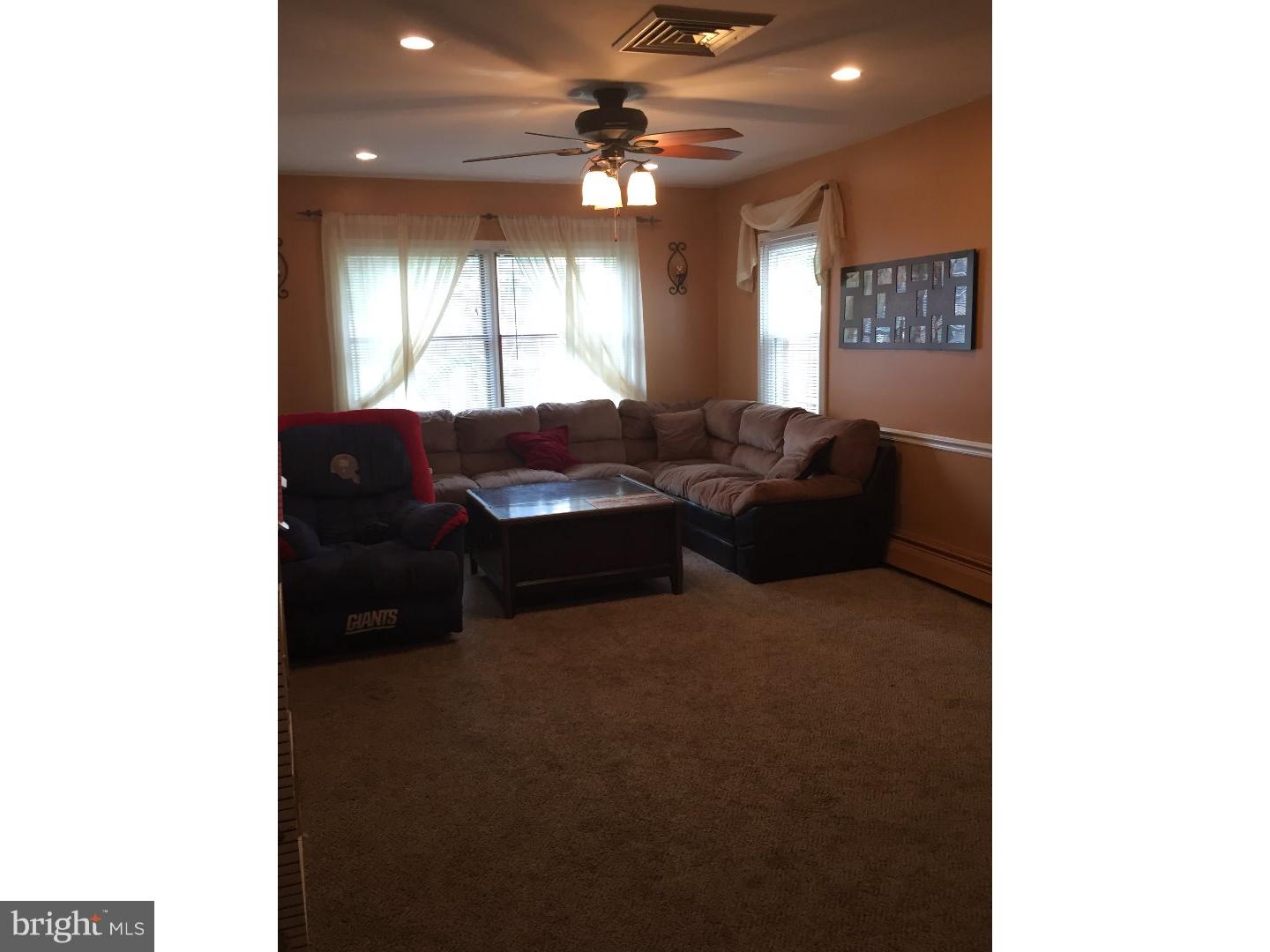 34 Rambler Lane Levittown, PA 19055 - Photo 15 of 20
