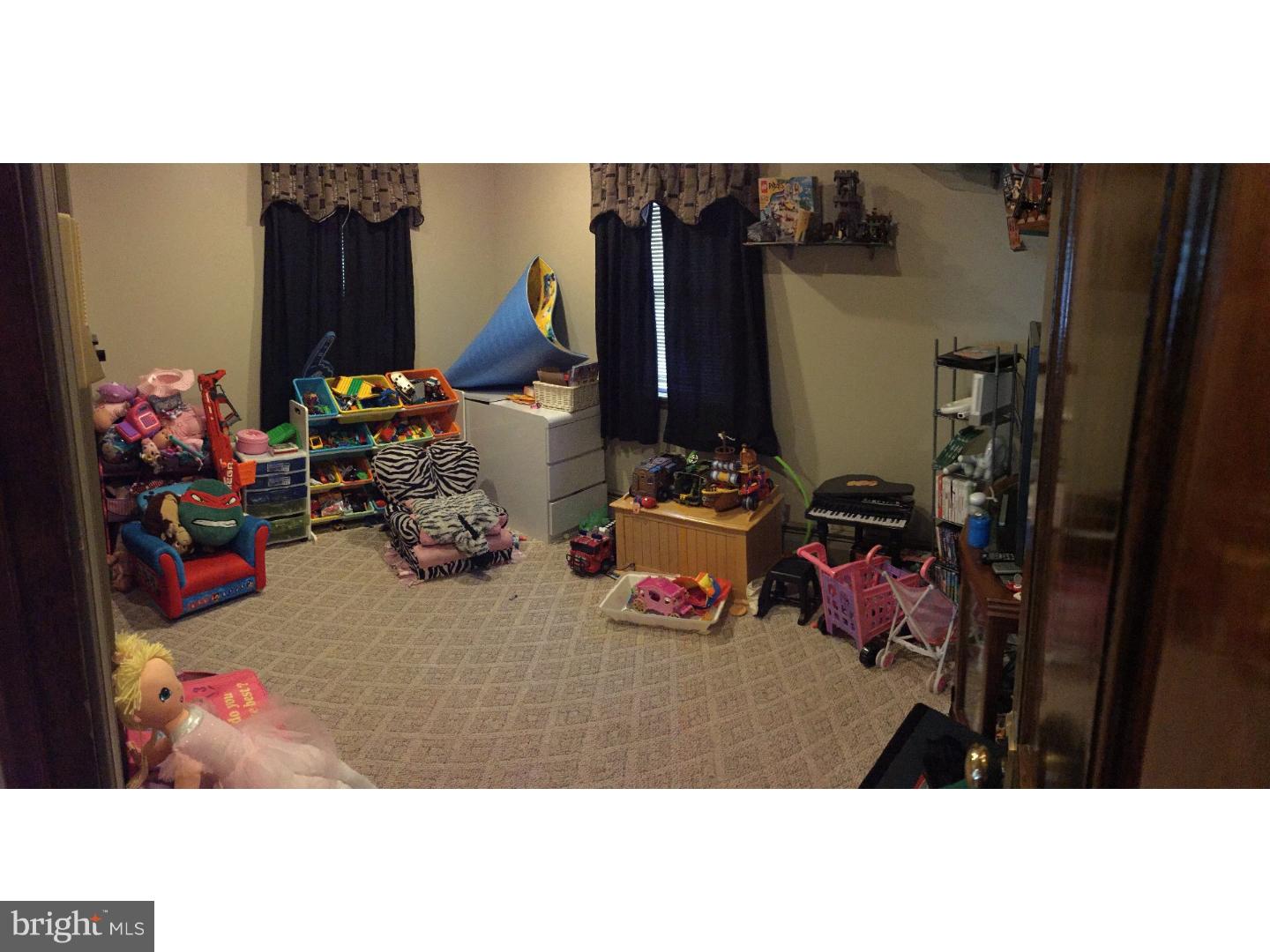 34 Rambler Lane Levittown, PA 19055 - Photo 17 of 20