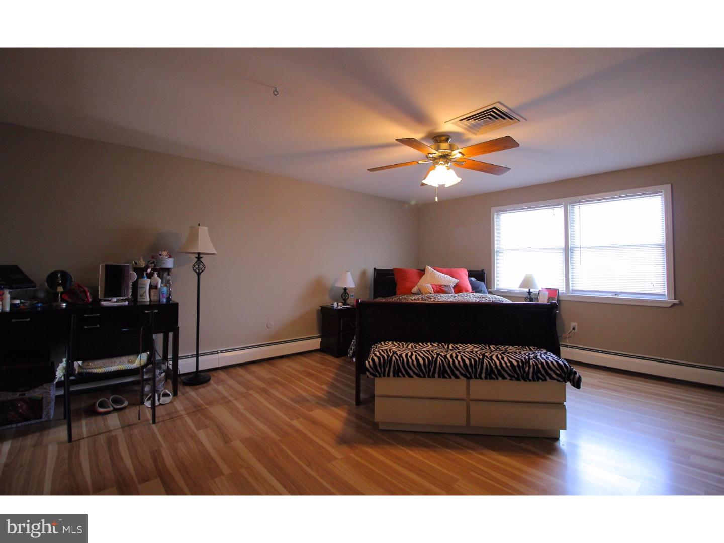 34 Rambler Lane Levittown, PA 19055 - Photo 5 of 20