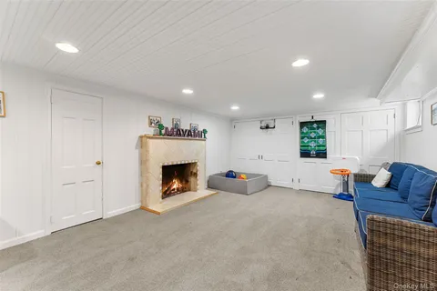 $2,495,000 | 202 Rock Creek Lane, Scarsdale, NY 10583