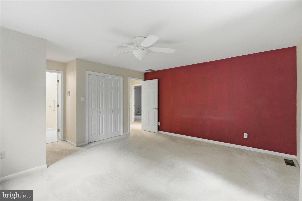18309 Cabin Road Triangle, VA 22172 - Photo 32 of 42 Owners Bedroom