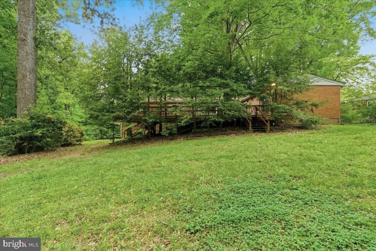 18309 Cabin Road Triangle, VA 22172 - Photo 38 of 42