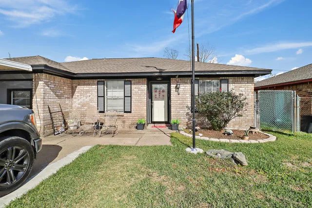 $230,000 | 15455 Woodforest Boulevard, Channelview, TX 77530
