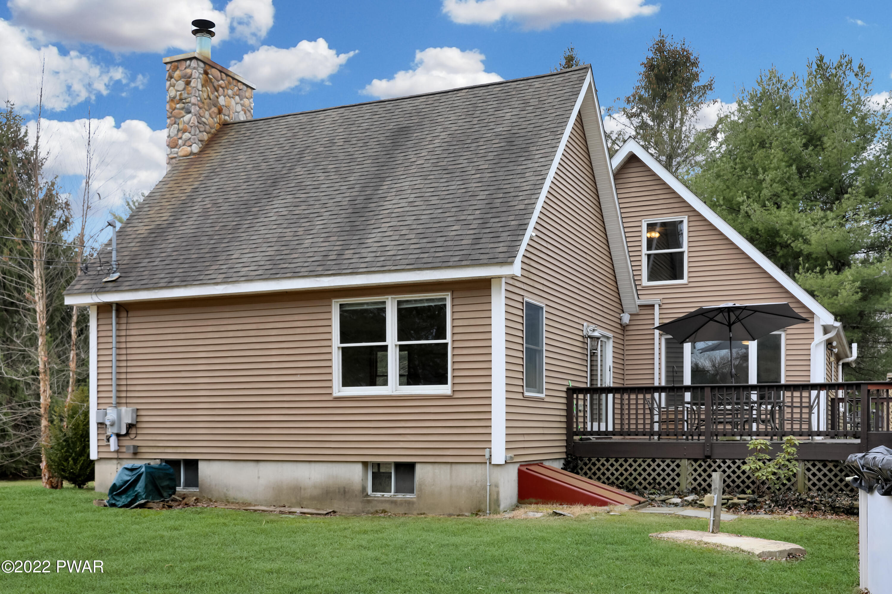297 Rt 2001 Milford, PA 18337 - Photo 4 of 40