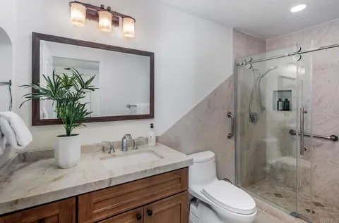 $3,495,000 | 2471 Calle San Clemente, Encinitas, CA 92024