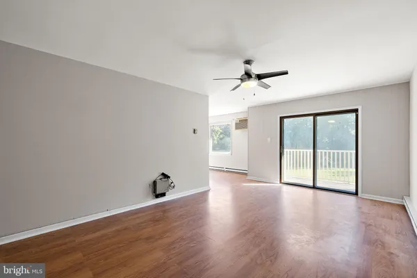 $2,350 | 200 Campbell Circle, Unit E14, Downingtown, PA 19335