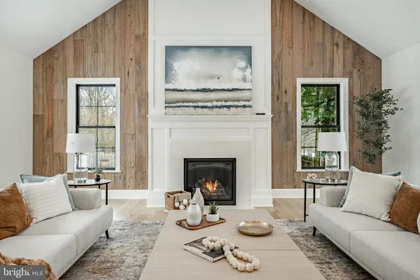 $2,575,000 | 1427 Sugartown Road, Paoli, PA 19301