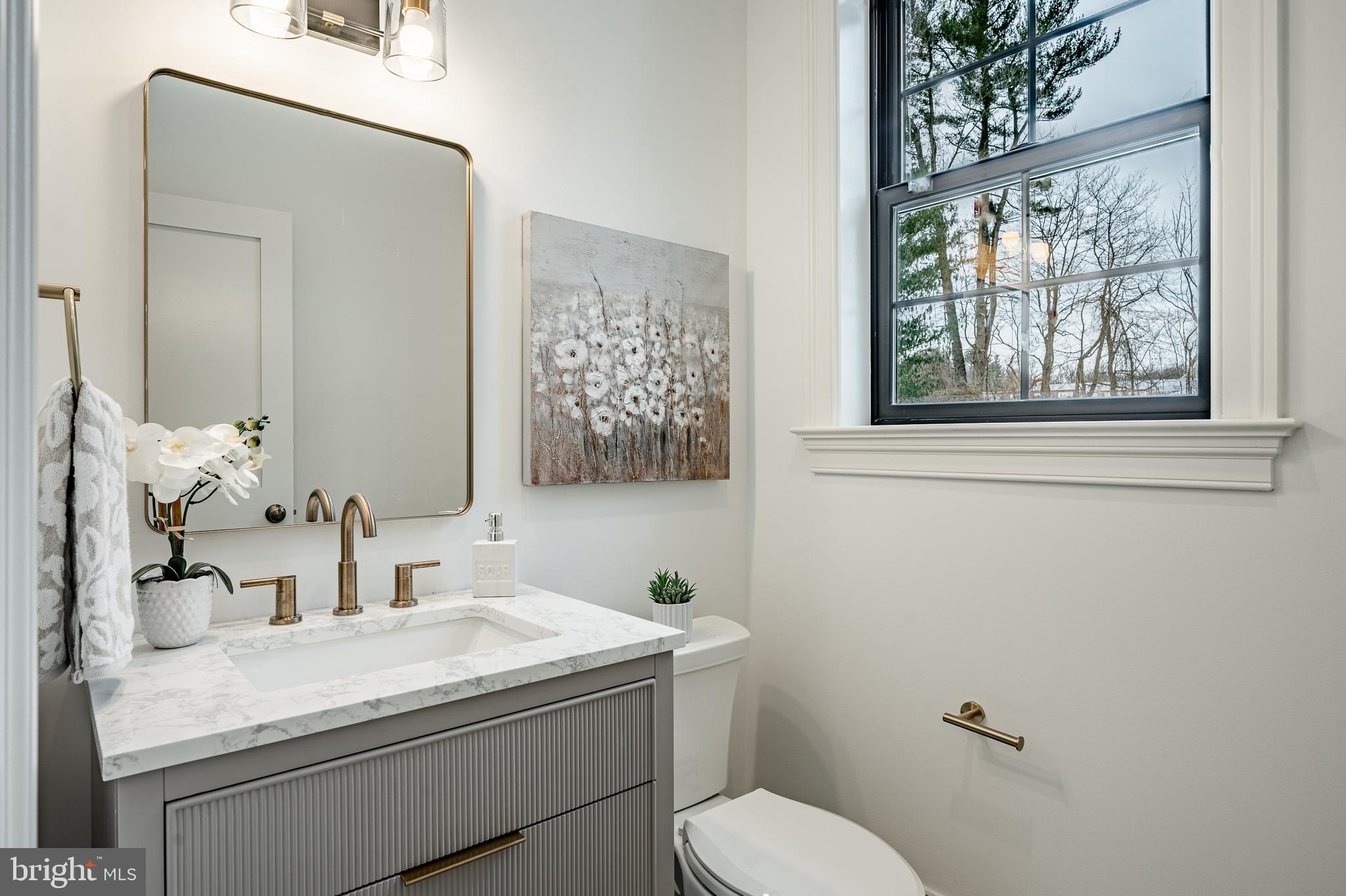 1427 Sugartown Road Paoli, PA 19301 - Photo 26 of 51 Powder Room