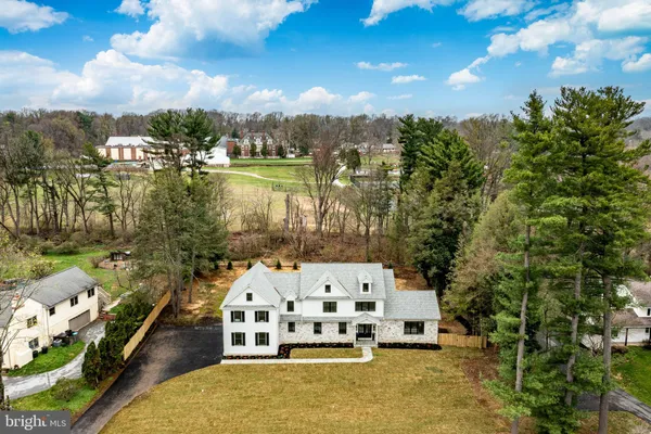 $2,575,000 | 1427 Sugartown Road, Paoli, PA 19301
