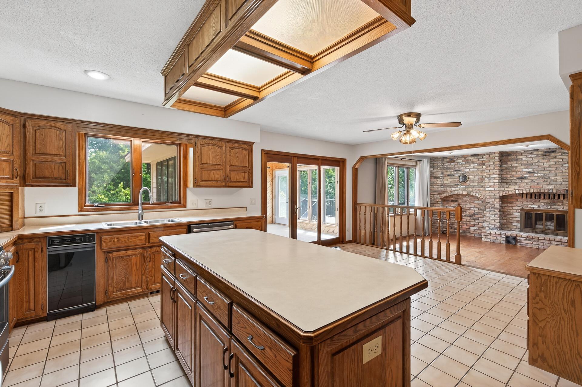8805 Inverness Terrace Brooklyn Park, MN 55443 - Photo 23 of 81
