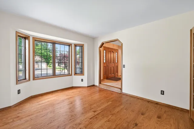 $550,000 | 8805 Inverness Terrace, Brooklyn Park, MN 55443