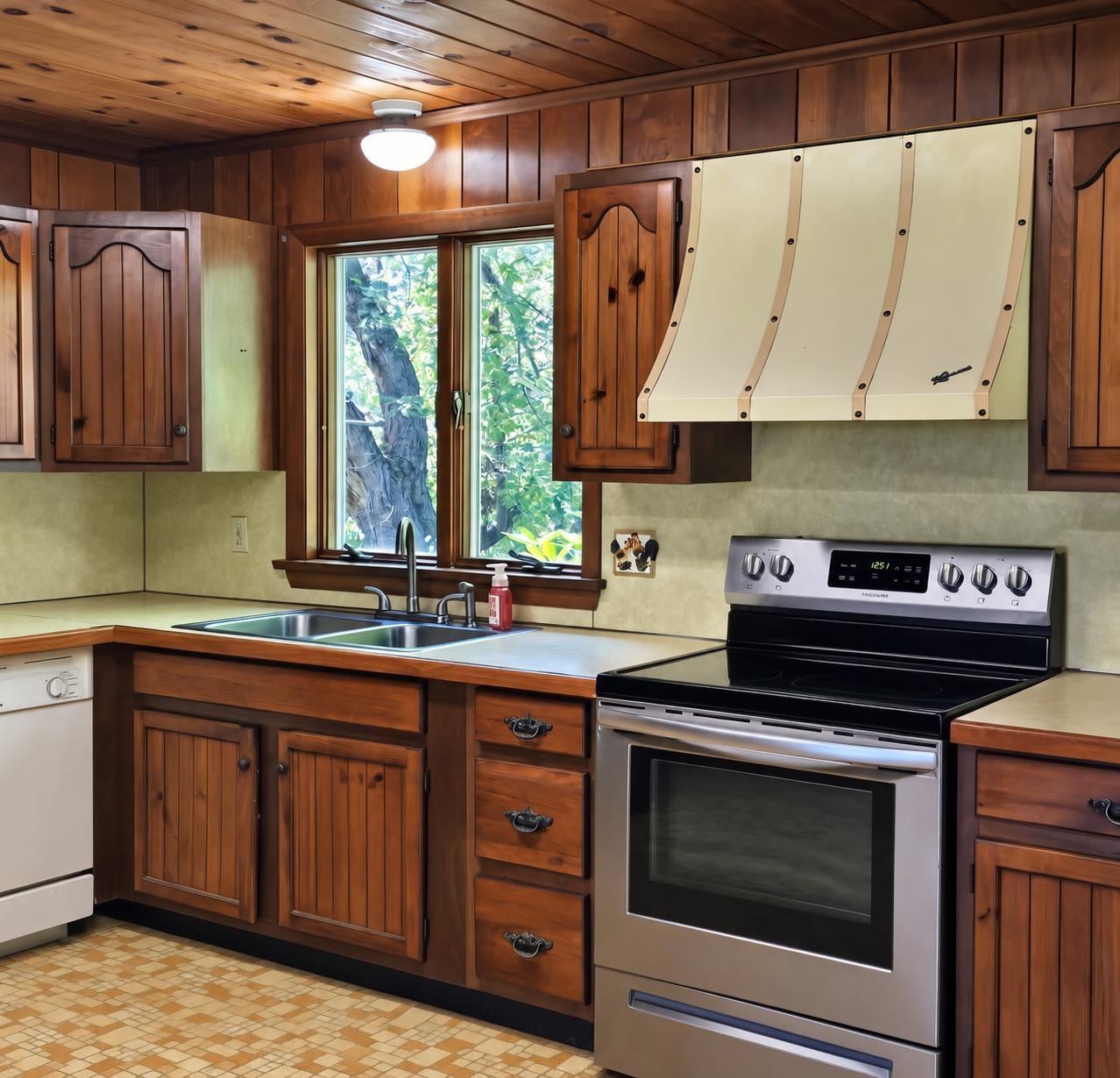 338 Halls Hill Road Alton, NH 03809 - Photo 4 of 25 Gallery Image 4