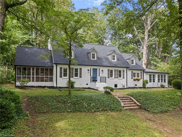 $699,900 | 1365 Reynolda Road, Winston-Salem, NC 27104