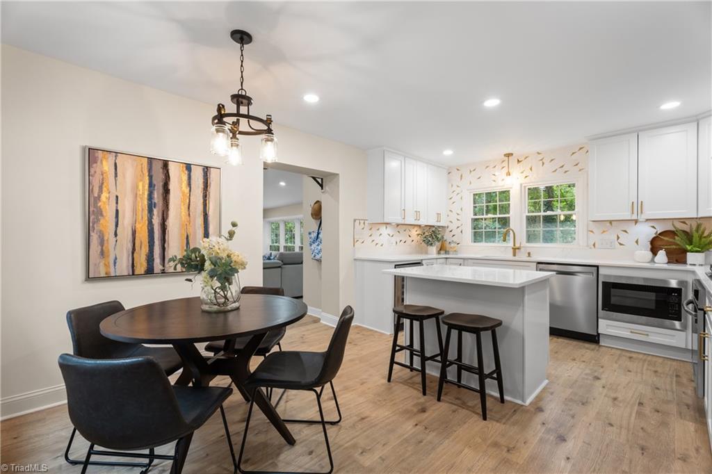 1365 Reynolda Road Winston-Salem, NC 27104 - Photo 3 of 38