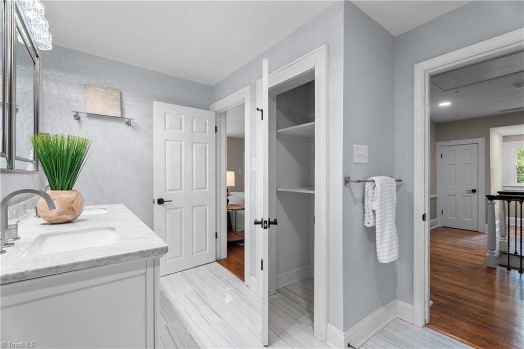 1365 Reynolda Road Winston-Salem, NC 27104 - Photo 31 of 38