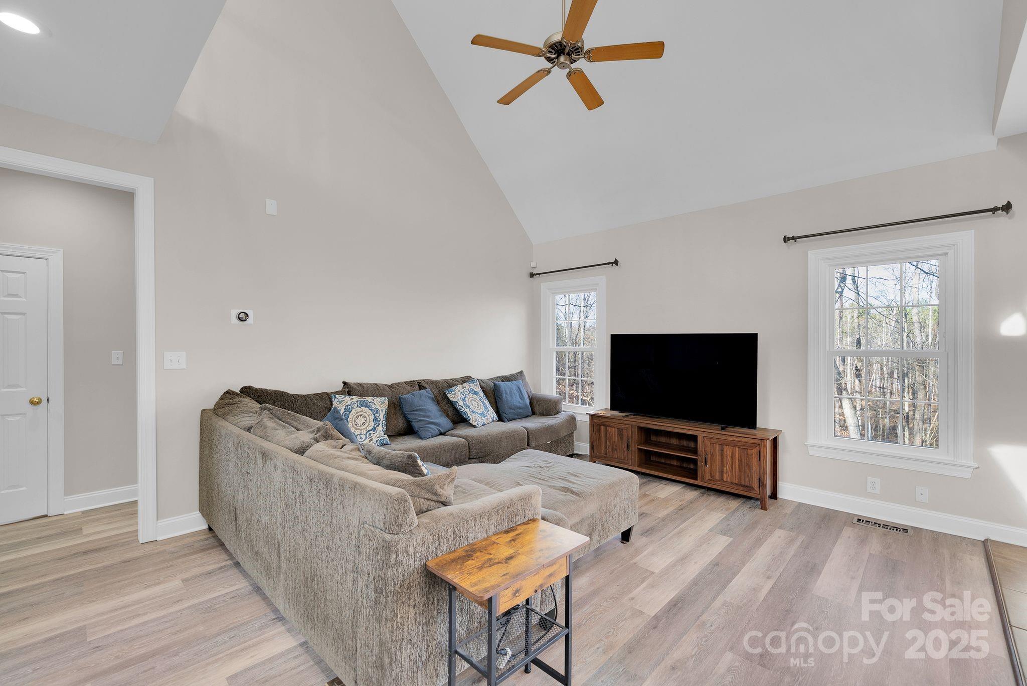 3036 Ed Reid Street Charlotte, NC 28216 - Photo 6 of 46