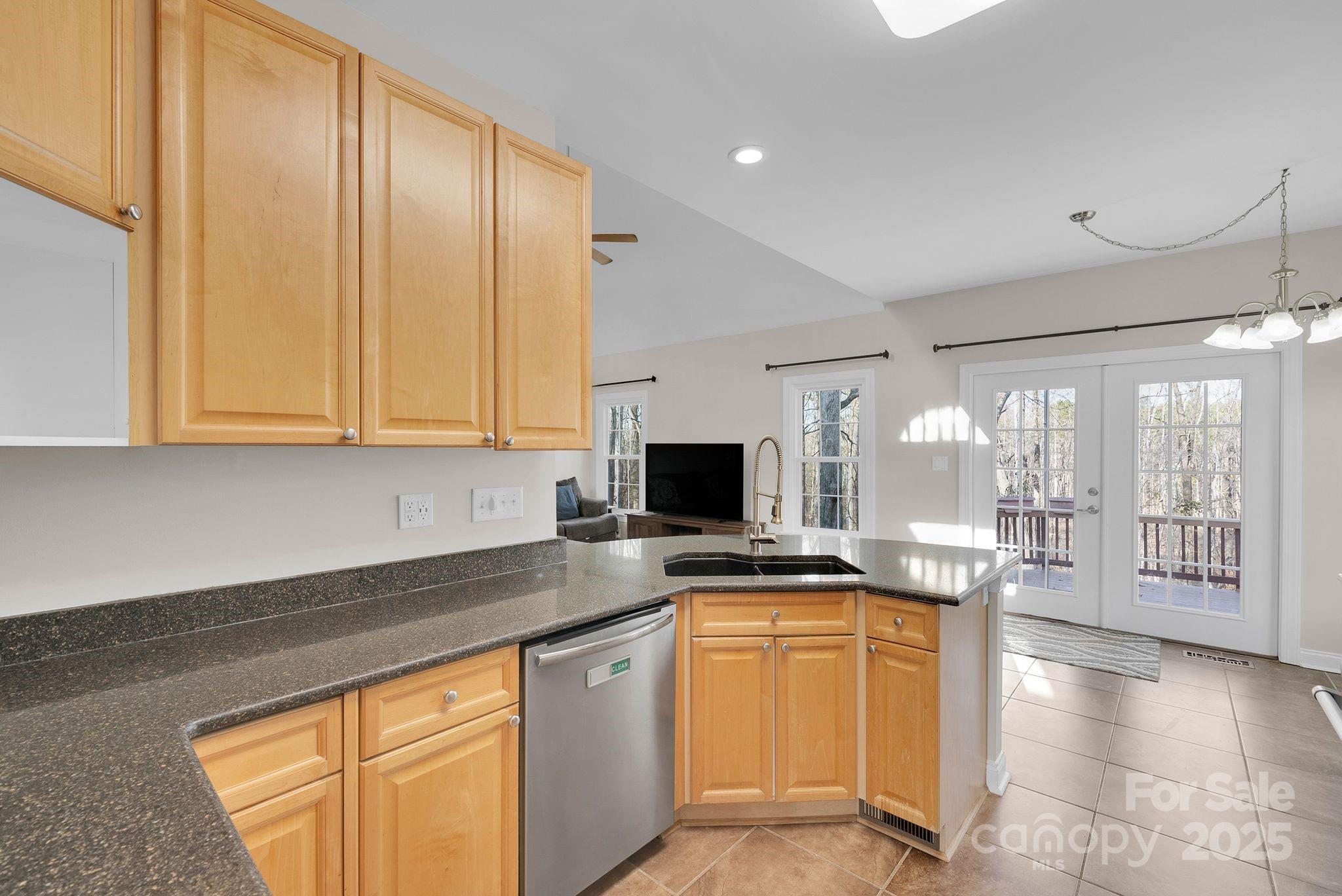 3036 Ed Reid Street Charlotte, NC 28216 - Photo 9 of 46