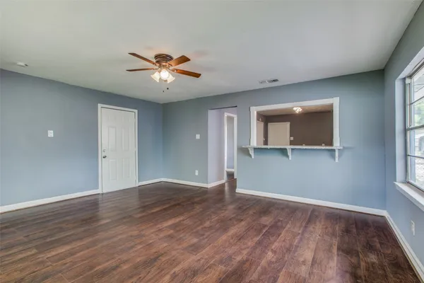 $2,095 | 419 East 42nd Street, Houston, TX 77022