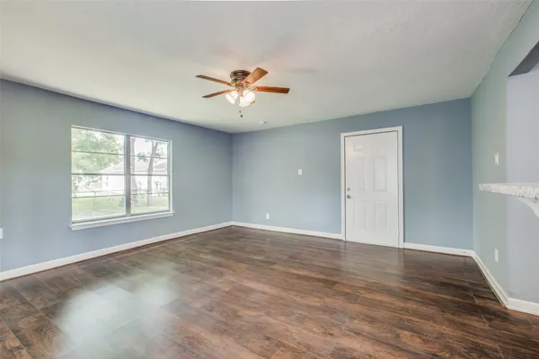 $2,095 | 419 East 42nd Street, Houston, TX 77022