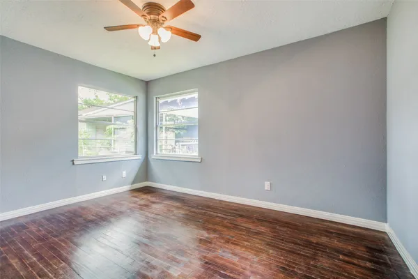 $2,095 | 419 East 42nd Street, Houston, TX 77022