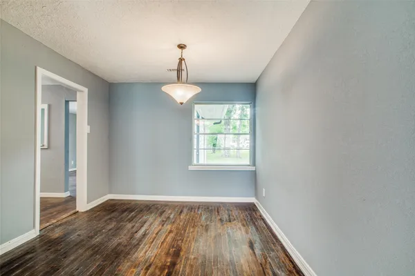 $2,095 | 419 East 42nd Street, Houston, TX 77022