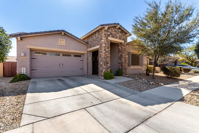 $2,500 | 16561 West Cielo Grande Avenue, Surprise, AZ 85387
