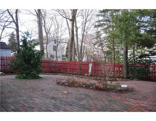 17 High Bluff Road Cape Elizabeth, ME 04107 - Photo 4 of 25 Yard/Garden.