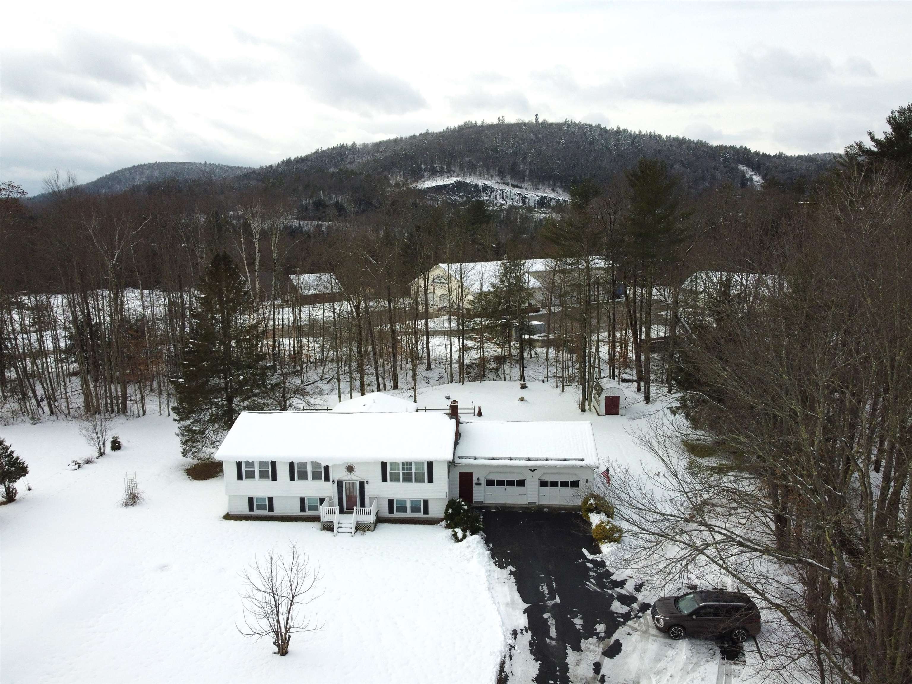 182 Woodsville Road Monroe, NH 03771 - Photo 3 of 40