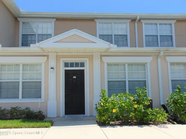 $1,700 | 3975 Almeida Court, Unit 102, Melbourne, FL 32901