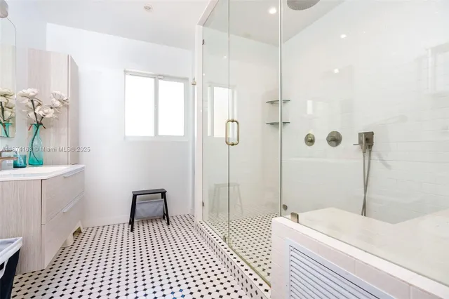 $1,950,000 | 431 Northeast 52nd Terrace, Miami, FL 33137