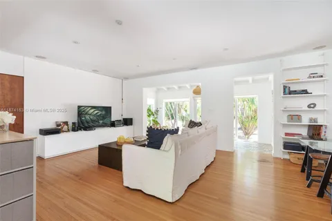 $1,950,000 | 431 Northeast 52nd Terrace, Miami, FL 33137