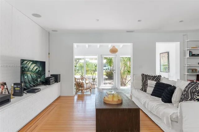 $1,950,000 | 431 Northeast 52nd Terrace, Miami, FL 33137