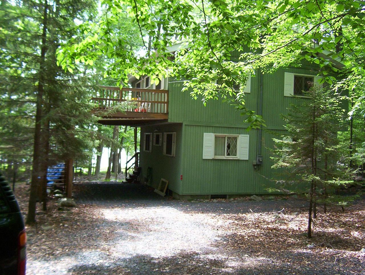901 Selig Road Pocono Lake, PA 18347 - Photo 1 of 8 Main View
