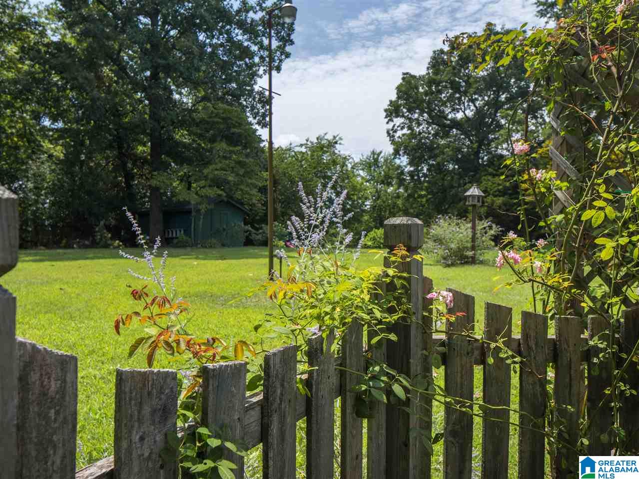 1024 Navajo Trail Alabaster, AL 35007 - Photo 32 of 40