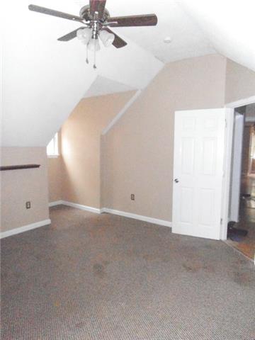 157 Deer Point Road Unionville, TN 37180 - Photo 11 of 14 Upstairs Room