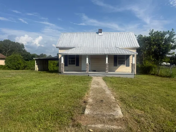 $149,900 | 617 Ehrich Avenue, Bridgeport, AL 35740