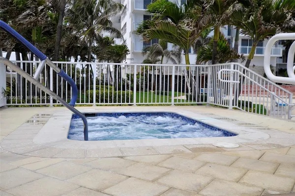 $2,350 | 2030 South Ocean Drive, Unit 803, Hallandale Beach, FL 33009