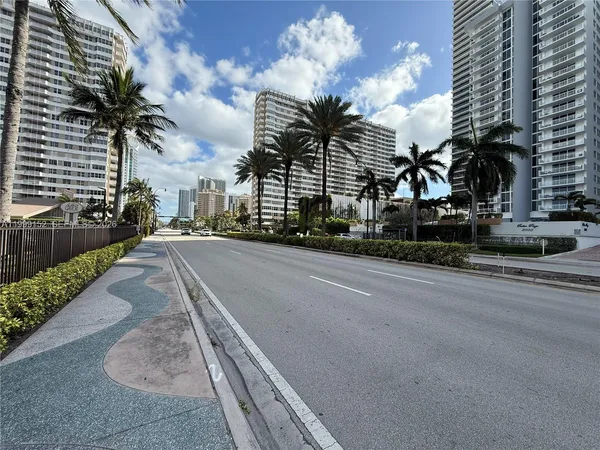$2,350 | 2030 South Ocean Drive, Unit 803, Hallandale Beach, FL 33009