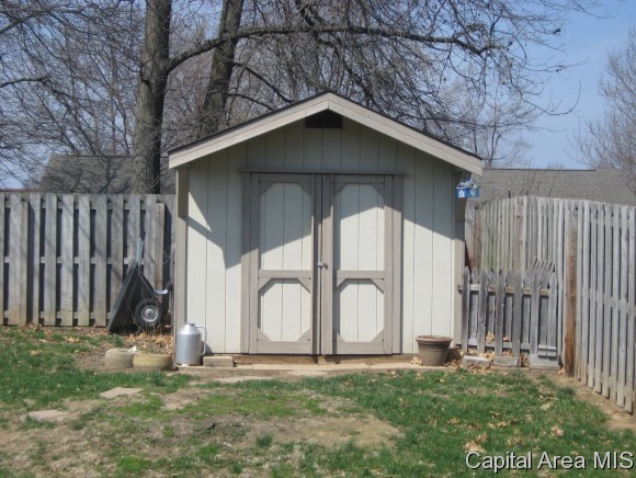 17 Spring Street Riverton, IL 62561 - Photo 23 of 24 Gallery Image 23