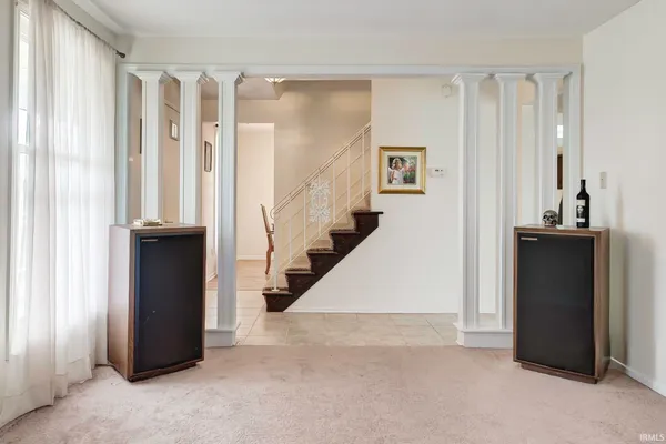 $285,000 | 11802 Northwest Smuts Drive, Roanoke, IN 46783