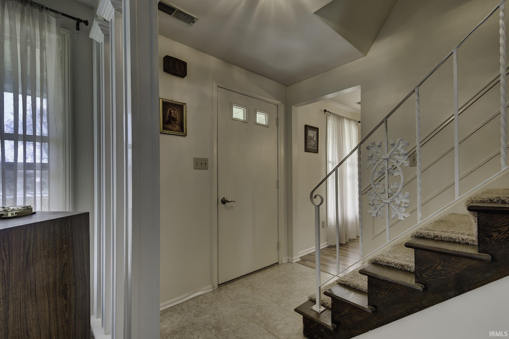 11802 Northwest Smuts Drive Roanoke, IN 46783 - Photo 12 of 36