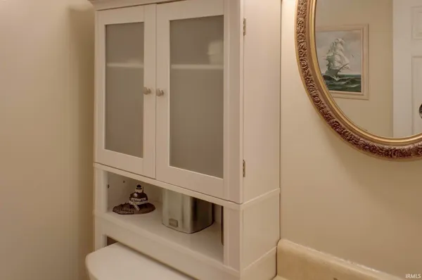 $285,000 | 11802 Northwest Smuts Drive, Roanoke, IN 46783