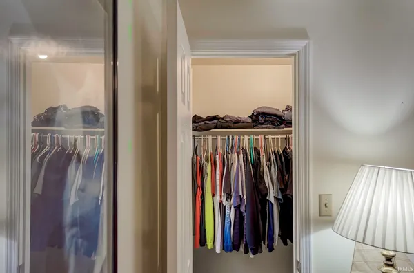 $285,000 | 11802 Northwest Smuts Drive, Roanoke, IN 46783