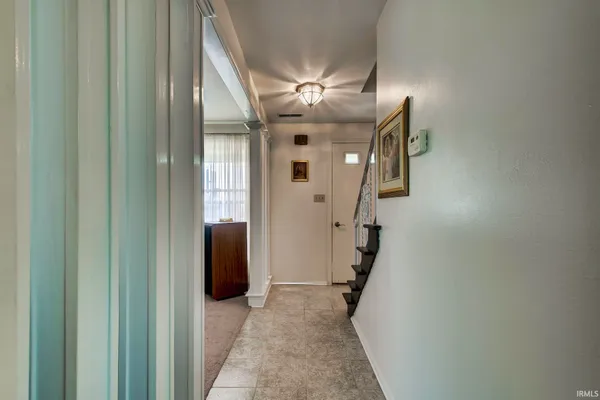 $285,000 | 11802 Northwest Smuts Drive, Roanoke, IN 46783