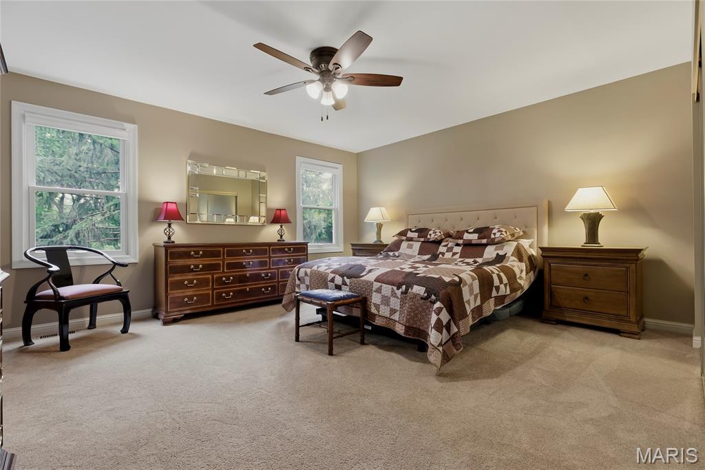 1334 Rusticview Drive Ballwin, MO 63011 - Photo 12 of 38