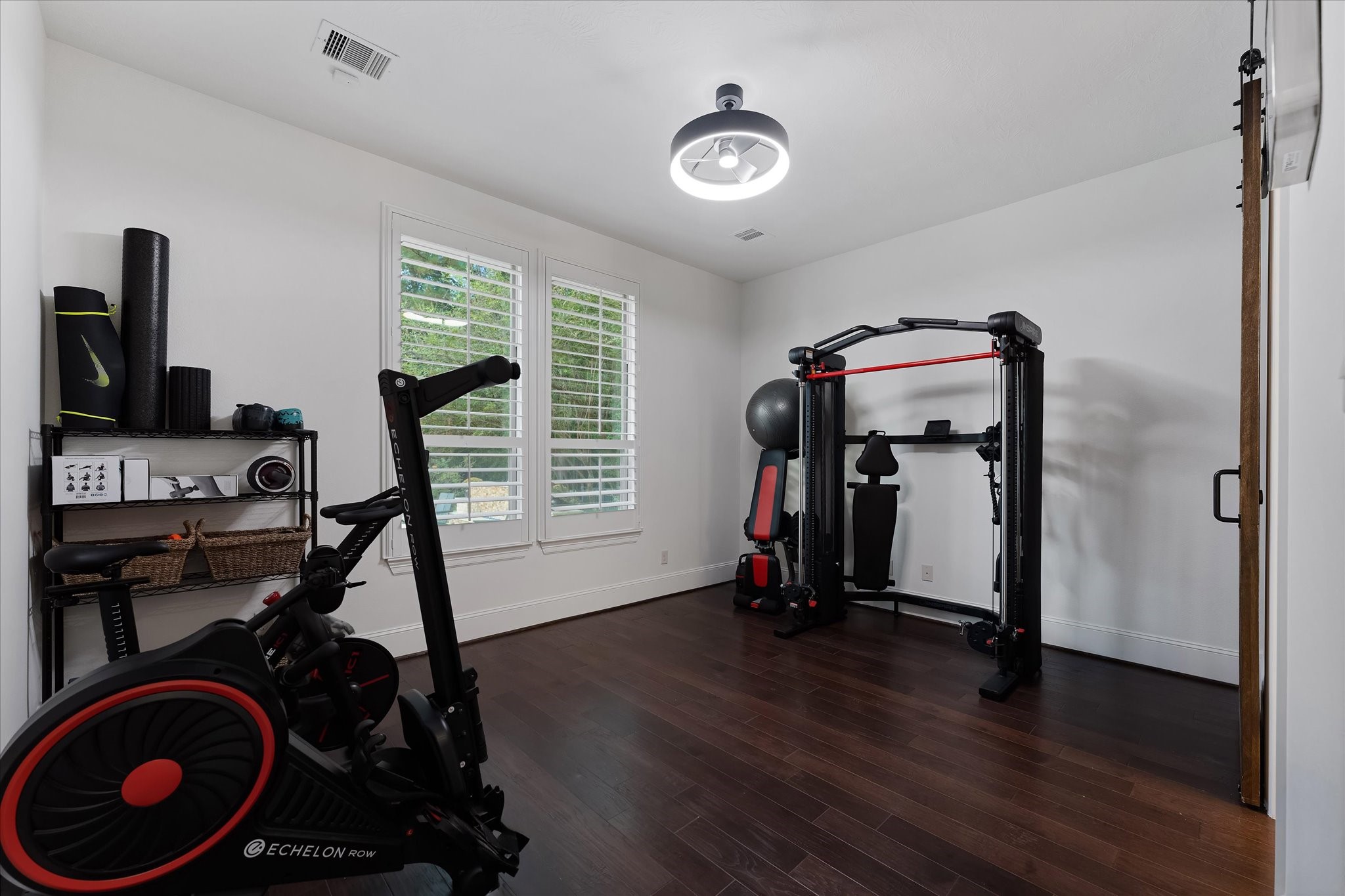 28733 Lakeside Green Magnolia, TX 77355 - Photo 33 of 49 a view of a room with gym equipment