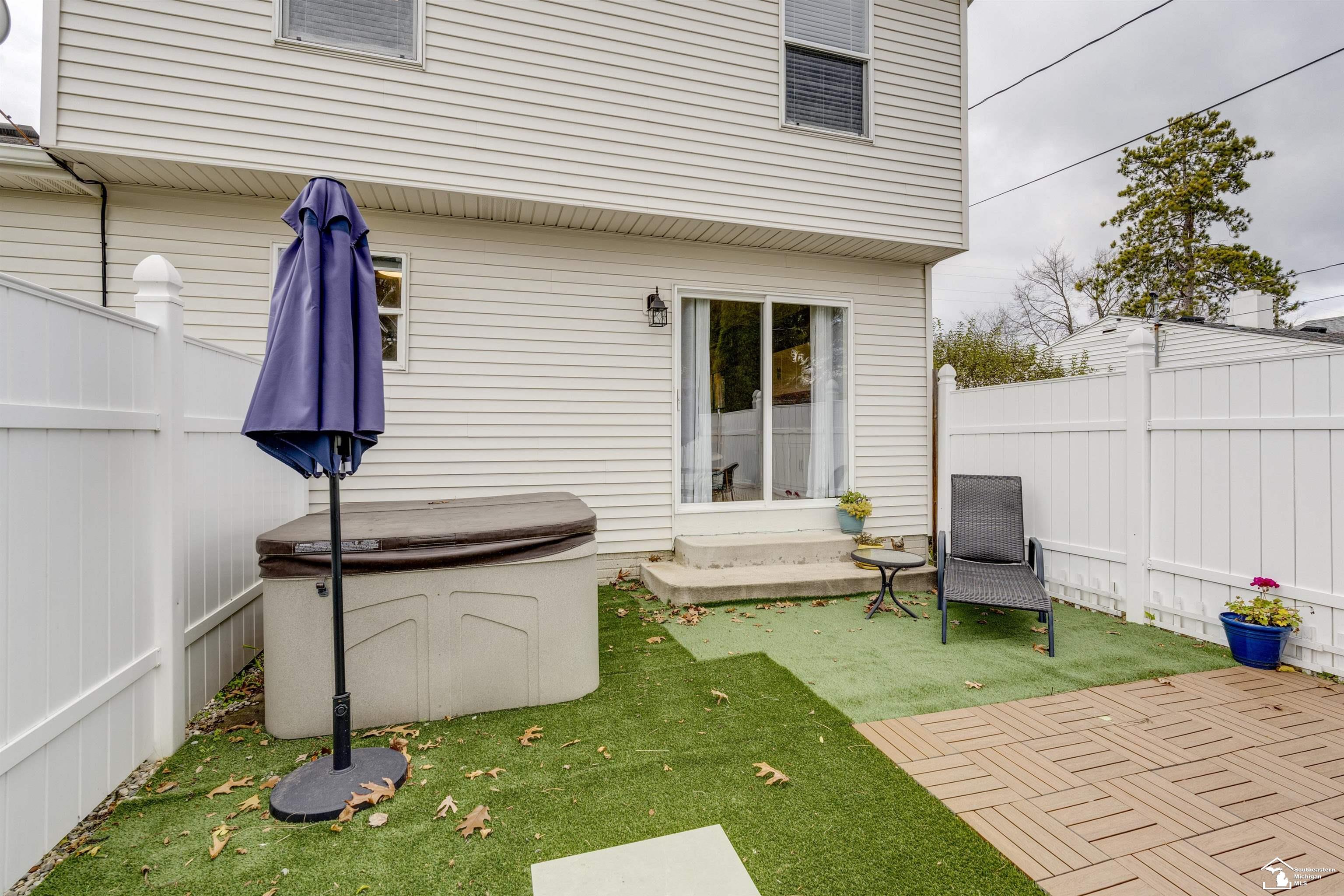 7590 Monroe Road Lambertville, MI 48144 - Photo 17 of 36 50160887-a3c988e3-ef6c-4dae-a761-f239ad8b4159.JPG